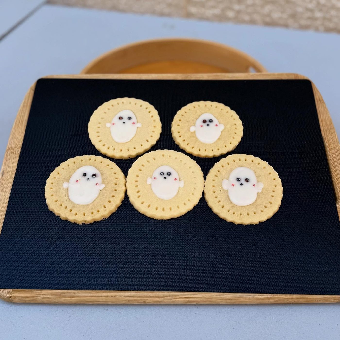 Housewarmings & Welcoming Neighbors custom hand-iced cookies by La Recette de Bernadette